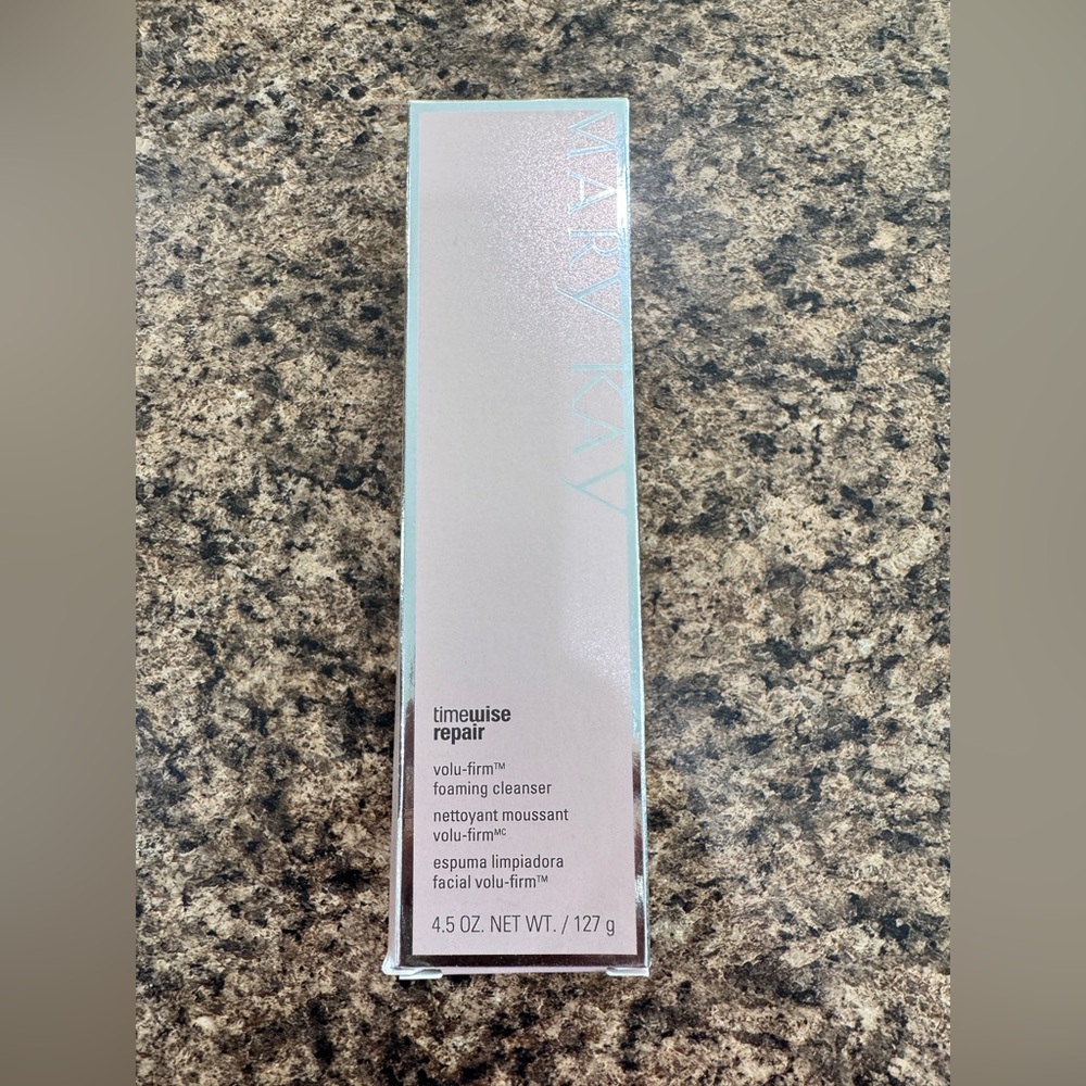 Mary Kay Timewise Repair Volu-Firm Foaming Cleanser, 053074